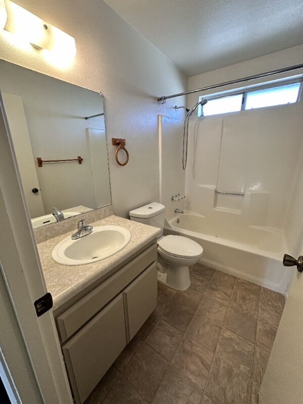 Building Photo - 1421 Cimarron Ct