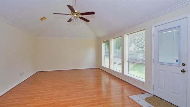 Building Photo - 1443 Grand Falls Dr