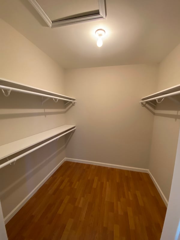 Building Photo - 442 Bradshaw Ln