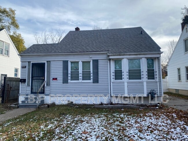 Primary Photo - 9954 Evergreen Rd