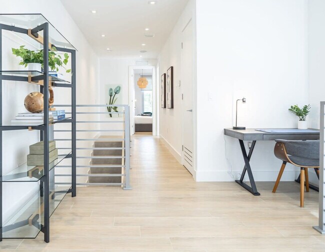 Building Photo - 3118 Elizabeth St