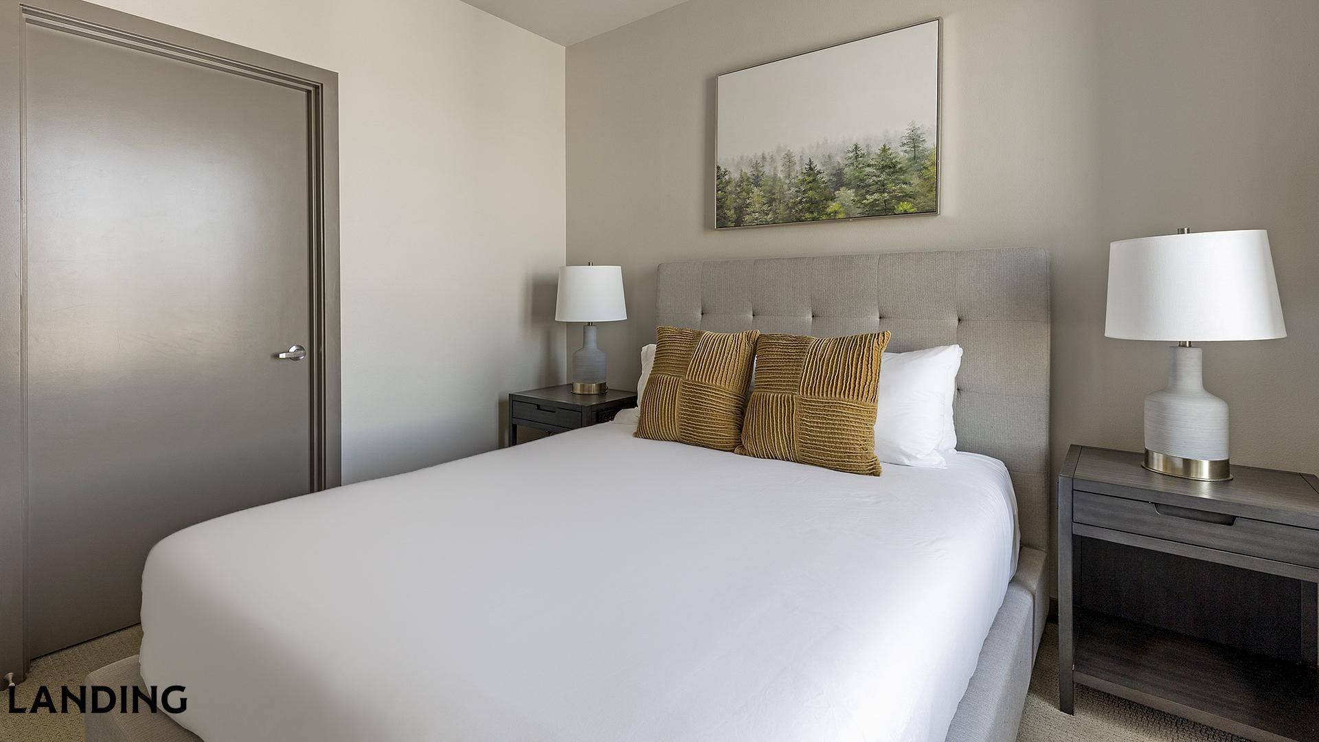 Building Photo - 1850 NW Front Ave