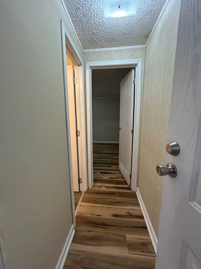 Building Photo - Cozy 2 bedroom in Prime Conway Location