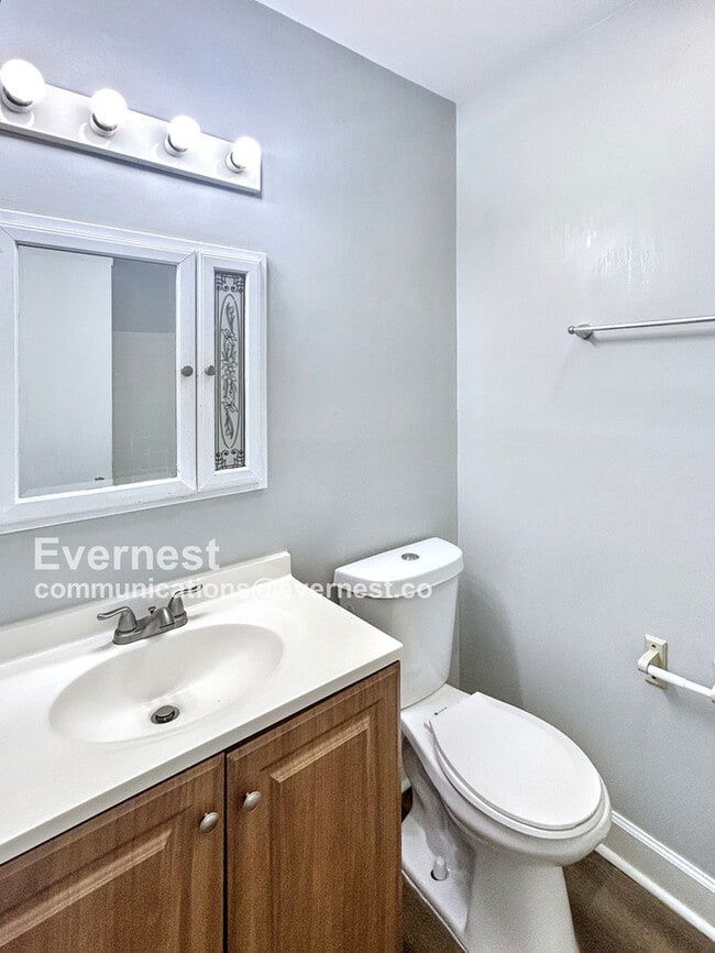 Building Photo - 4280 Valley Grove Dr