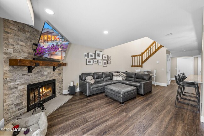 Building Photo - 19 Rambling Meadow Ct