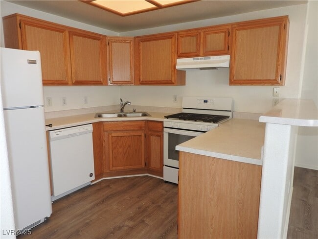 Building Photo - 9470 Peace Way