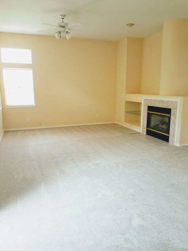 Building Photo - Beautiful 2bd/2bath Home in Arroyo Grande