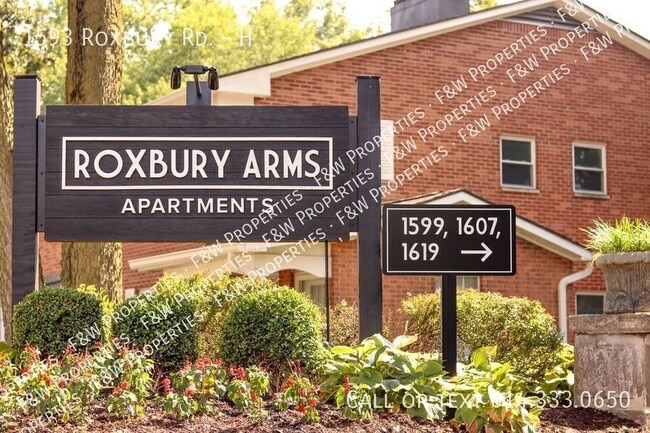 Building Photo - 1593 Roxbury Rd