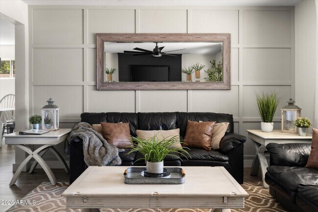 Building Photo - 423 N 73rd Pl