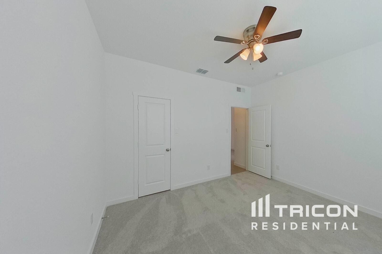 Building Photo - 1305 Francesca Dr