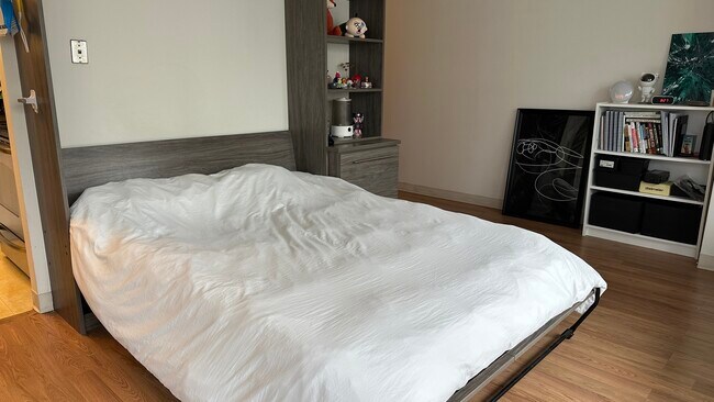 Building Photo - 440 N Wabash Ave