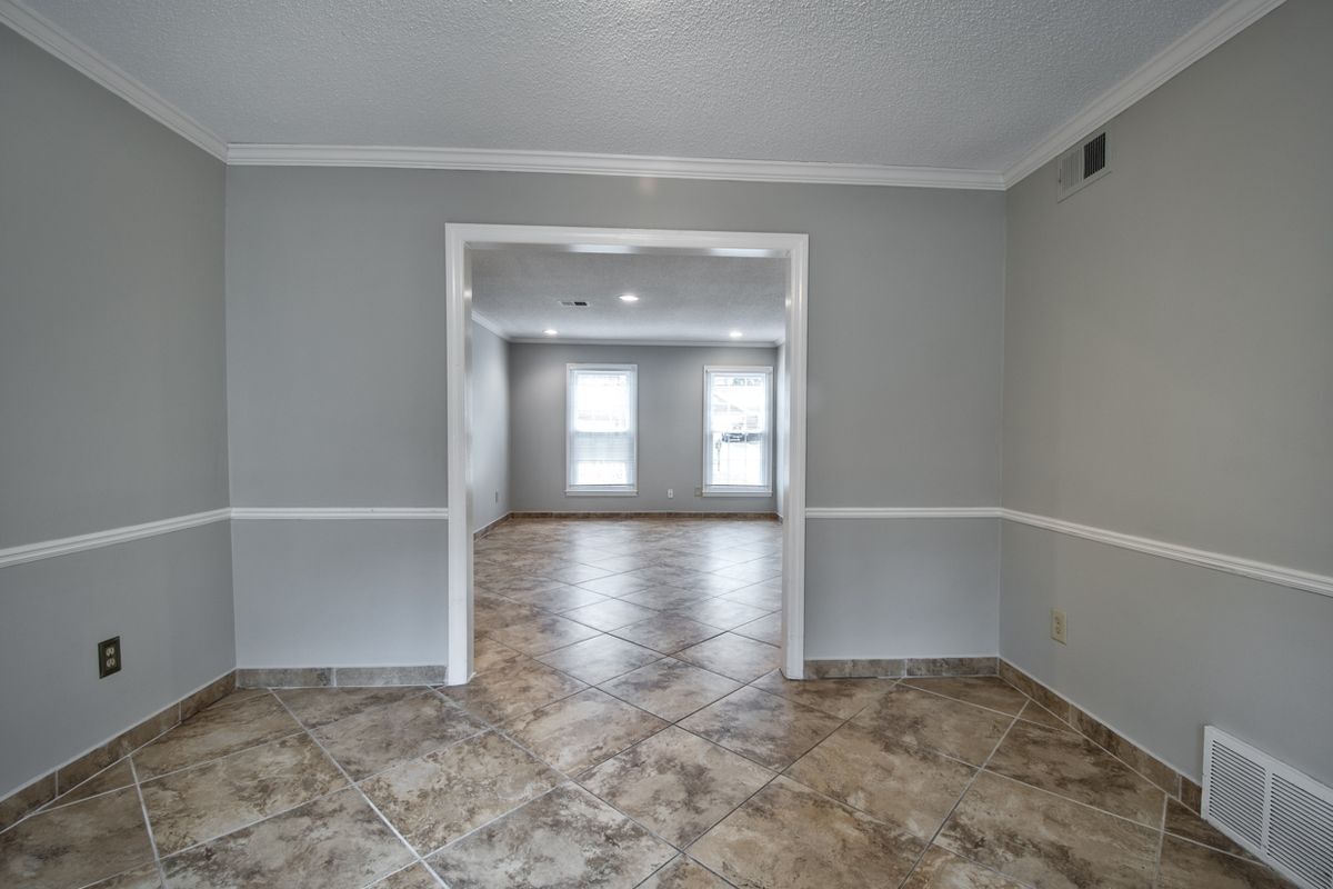 Building Photo - 2598 Cedar Ridge Dr