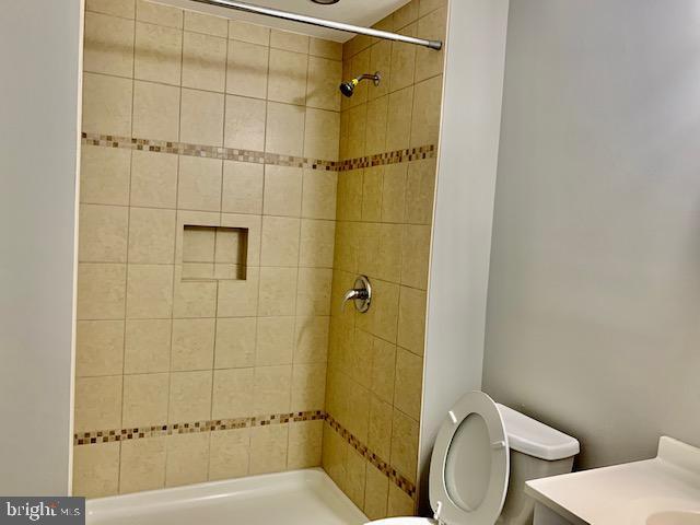 Building Photo - 14320 Winding Woods Ct