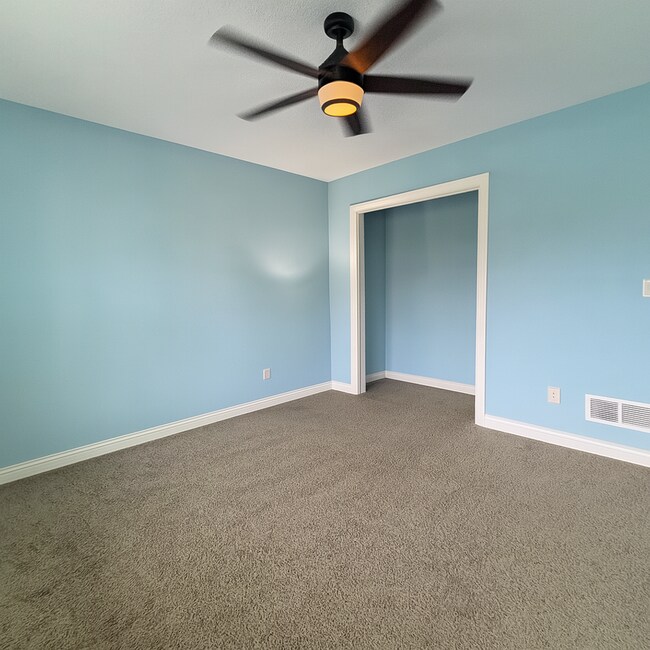 Building Photo - Beautifully Spacious 4bed 3.5bath Home, in...