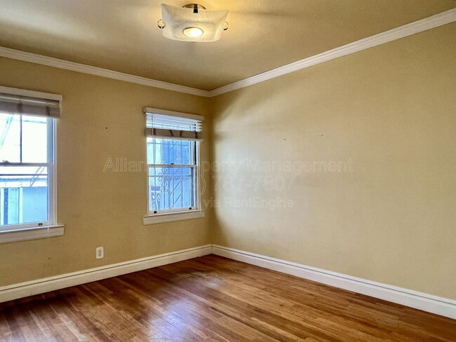 Building Photo - 401 Cheyenne Blvd