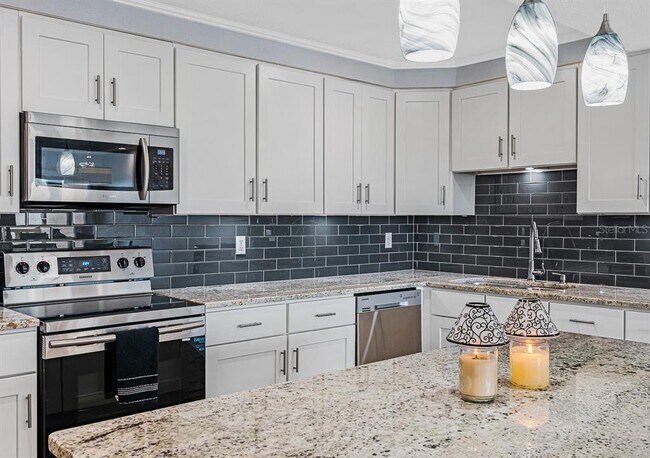 Building Photo - 2401 Bayshore Blvd