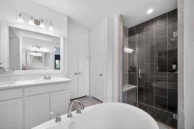 Building Photo - 411 Rock Rose Ln