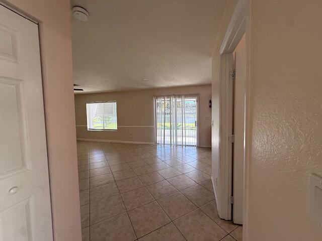 Building Photo - 1988 Marblehead Way