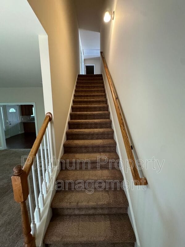 Building Photo - 3225 Landingview Ct