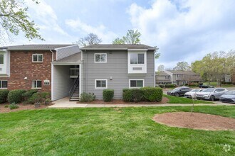 Building Photo - Welcome to Uptown Living in a South Park S...