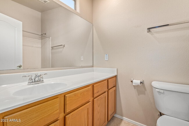 Building Photo - 1350 S Greenfield Rd