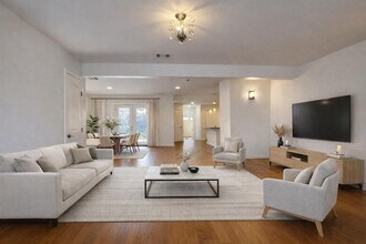 Building Photo - 2003 Patton Ln