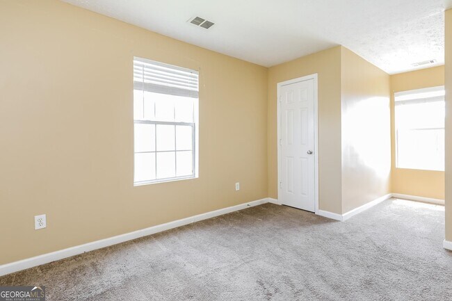 Building Photo - 164 Marsh Glen Dr