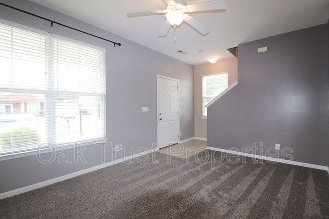 Building Photo - 210 Killarney Trail