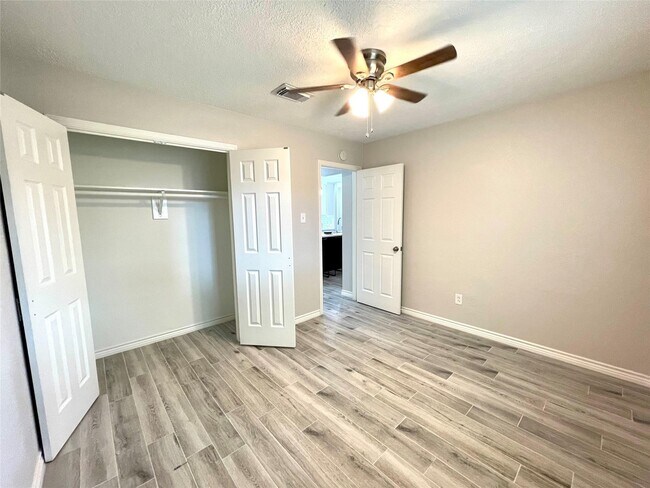 Building Photo - 18635 Andalusian Dr