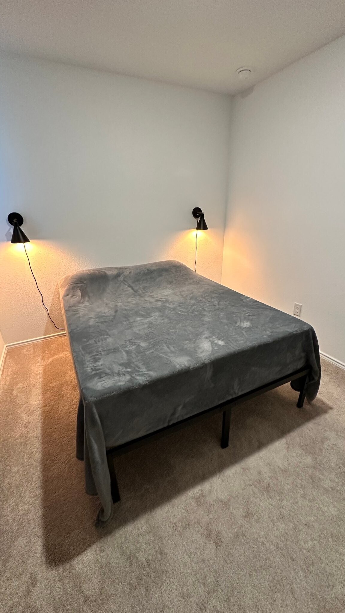 Building Photo - 67 Trinity Cir