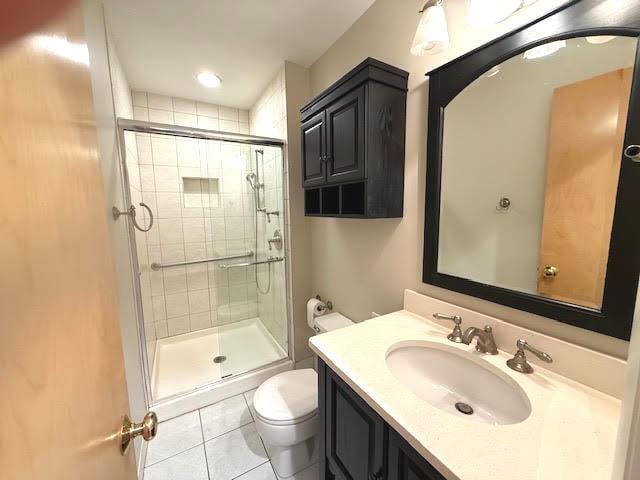 Building Photo - 810 S Edgewood Ln