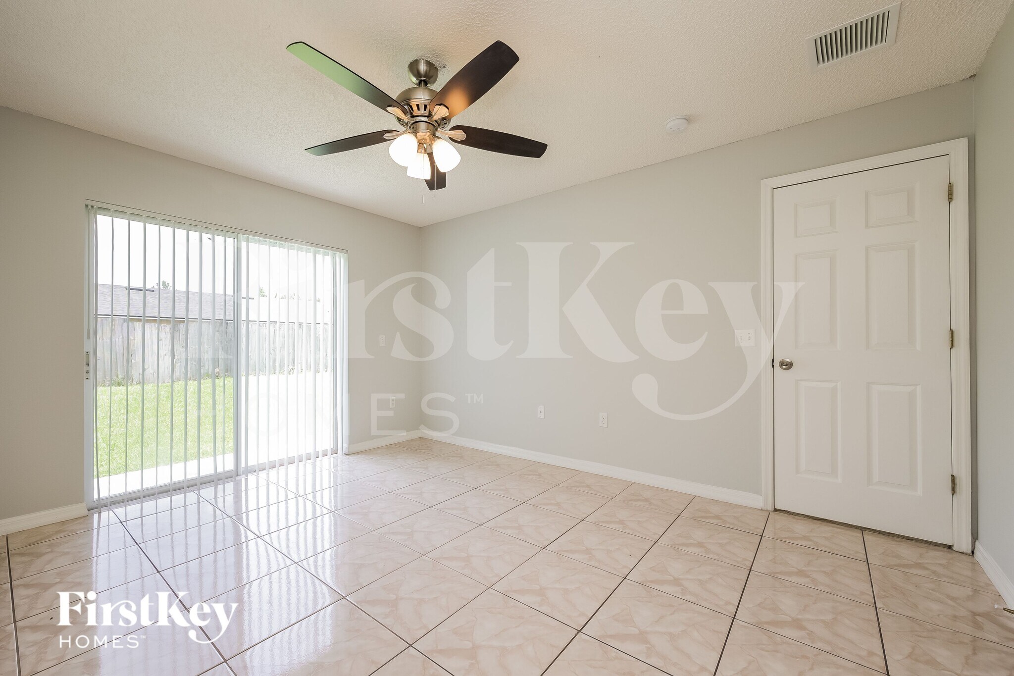 Building Photo - 827 Massy Ct