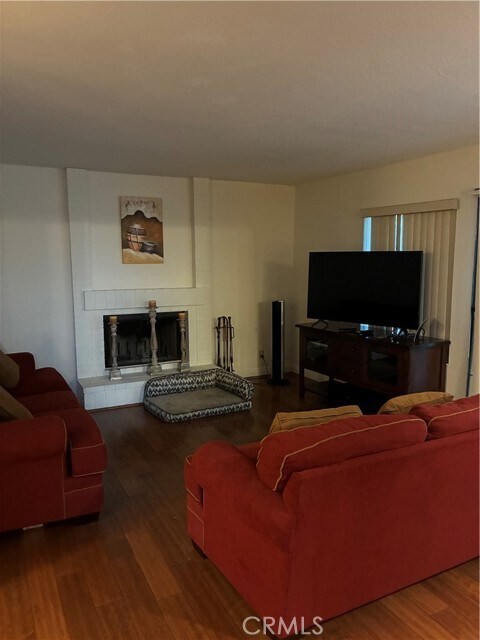 Building Photo - 674 Radbury Pl