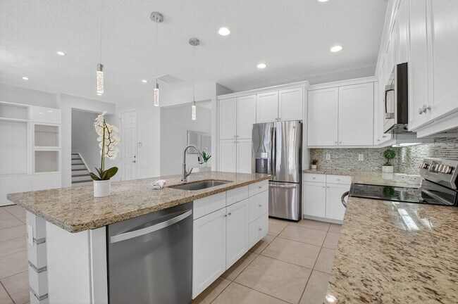 Building Photo - 8101 Ironstone Dr