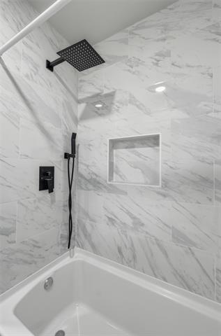 Building Photo - 2209 Normandy Dr