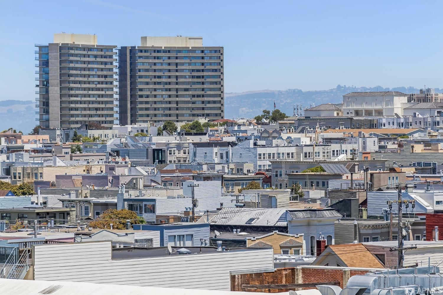 Roof deck view - 2920 Buchanan St