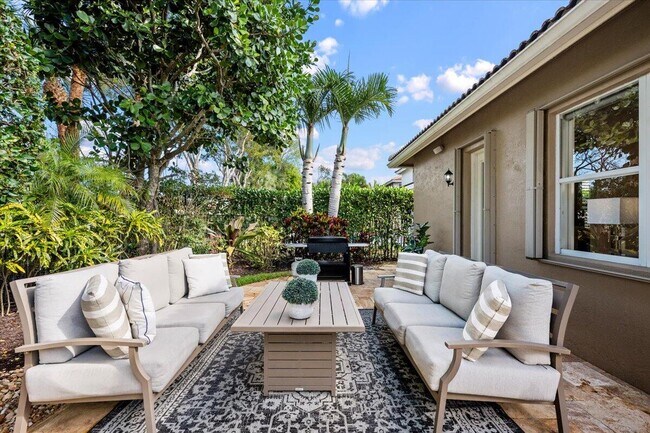 Building Photo - 4241 Wellington Shores Dr