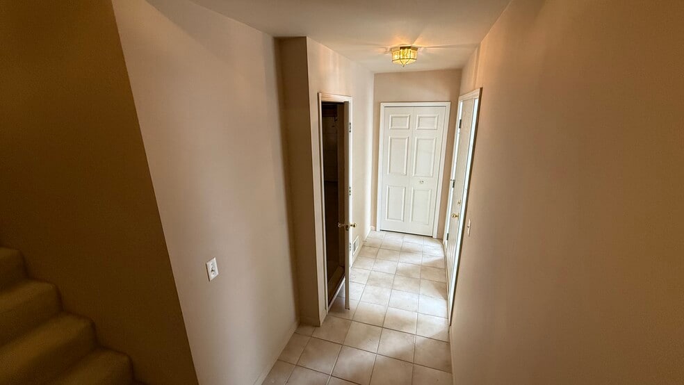 Main entrance - 4200 Chesapeake Cir