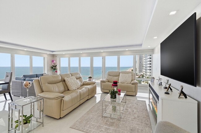 Building Photo - 4100 Galt Ocean Dr