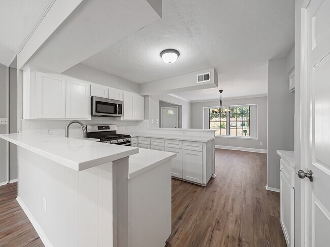 Building Photo - 327 Muirwood Ln