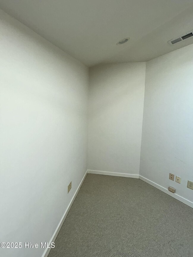 Building Photo - 1204 Rising Tide Ct
