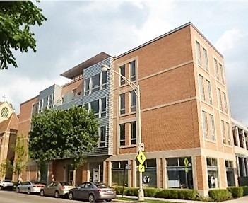 Building Photo - 1253 W Diversey Pkwy