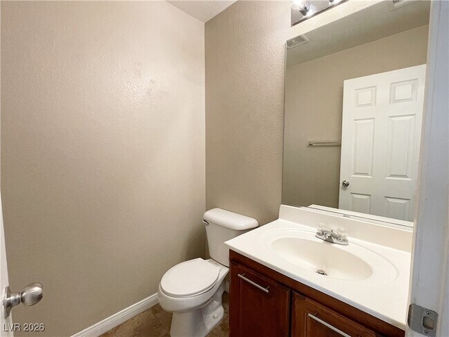 Building Photo - 1176 Claire Rose Ave