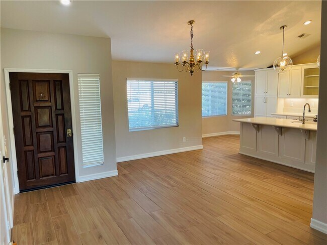 Building Photo - 28937 Biarritz Ct