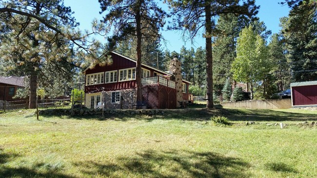 Building Photo - 4742 S Cedar Rd