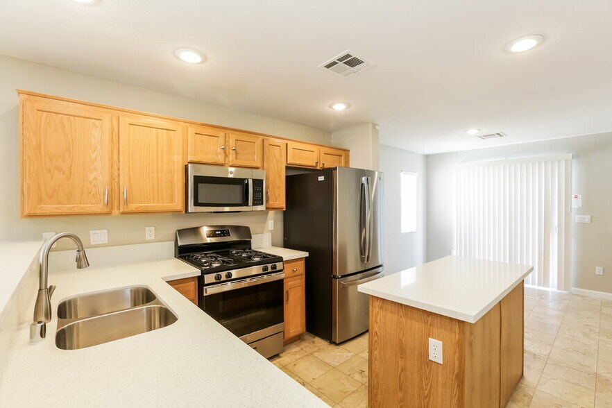 Building Photo - 8752 S Cadence Crossing Way