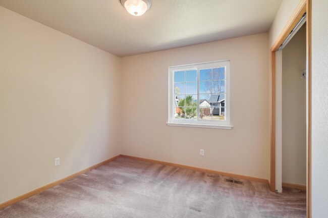 Building Photo - Central 3-Bedroom Ranch Home with Attached Garage