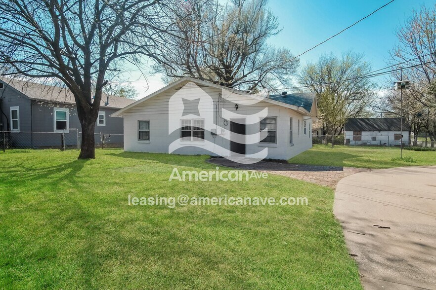 Building Photo - 1627 N Atlanta Ct