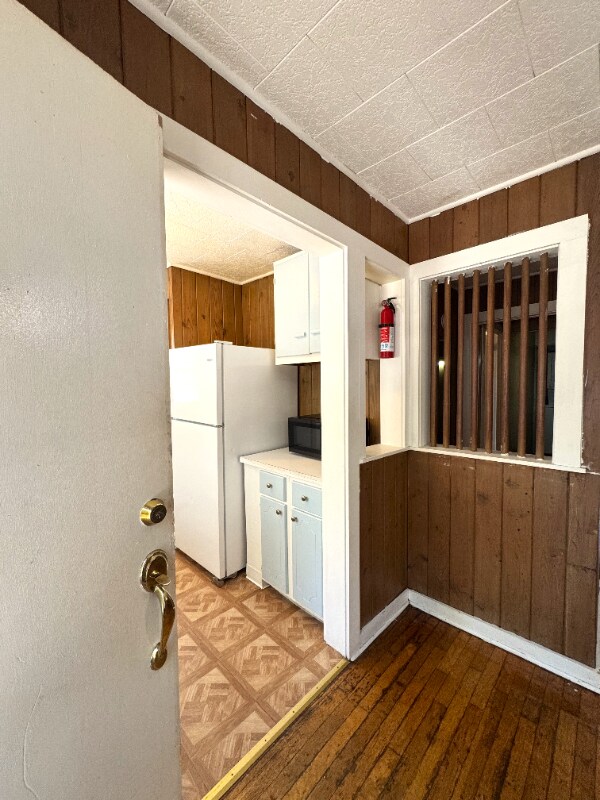 Building Photo - 7203 Porcher Dr