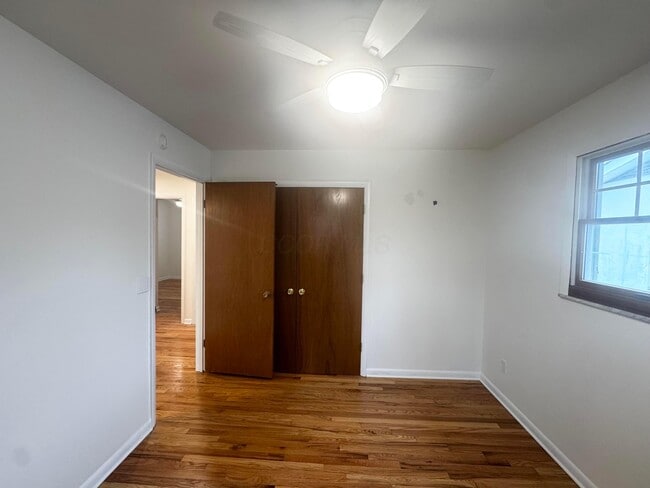 Building Photo - 3640 Tillbury Ave